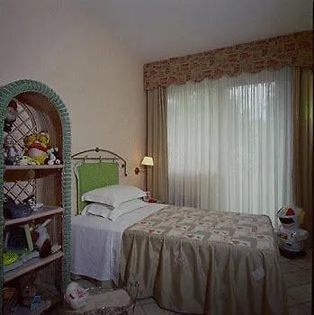 La Primula 4*