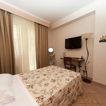 La Primula 4*